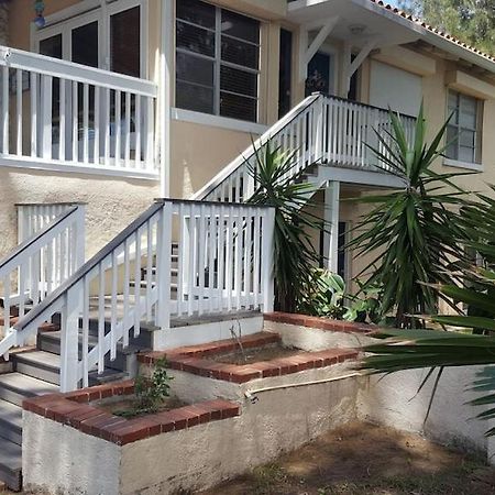 Spacious Beach House Unit,Beautifully Furnished 2 Bed 2Bath./2Min.Walk To Beach Clearwater Beach Buitenkant foto